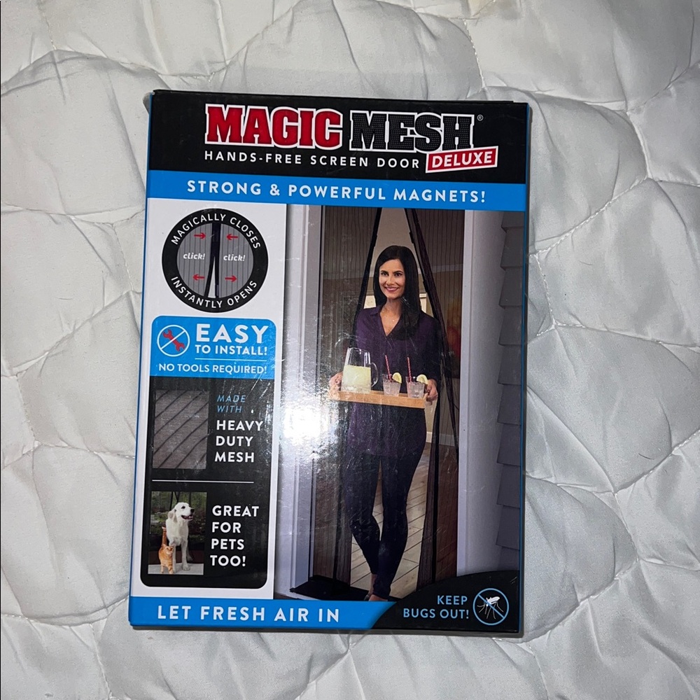 Magic Mesh Deluxe Hands-Free Screen Door